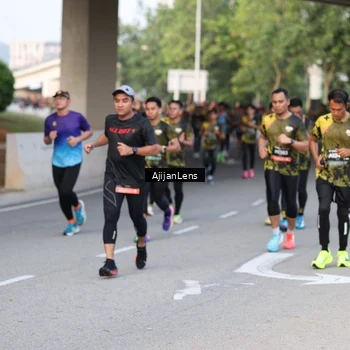 Runner Photo 6486933