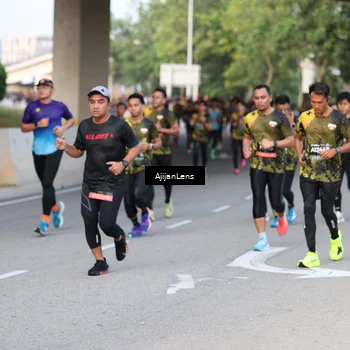 Runner Photo 6486943