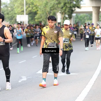 Runner Photo 6486995