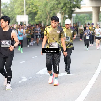 Runner Photo 6487001