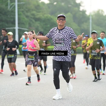 Runner Photo 6487018