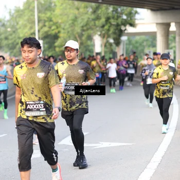 Runner Photo 6487038