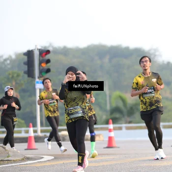 Runner Photo 6487047