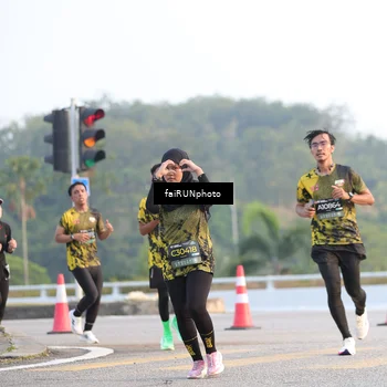 Runner Photo 6487048