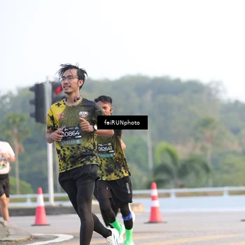 Runner Photo 6487088