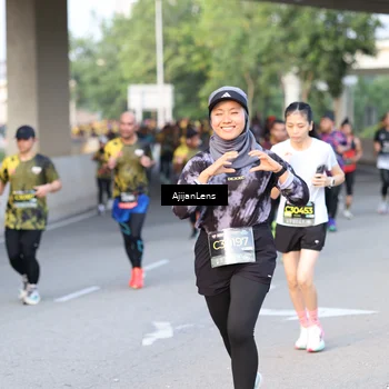 Runner Photo 6487104