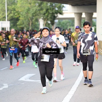 Runner Photo 6487105