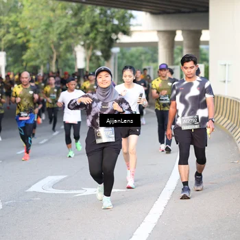 Runner Photo 6487120