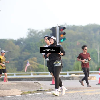 Runner Photo 6487125