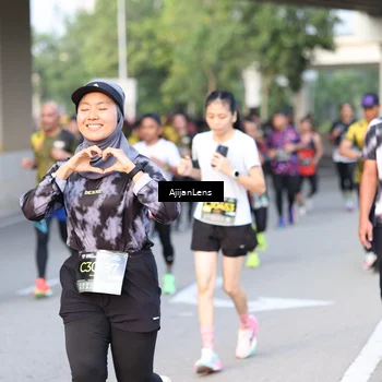 Runner Photo 6487130