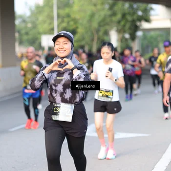 Runner Photo 6487135
