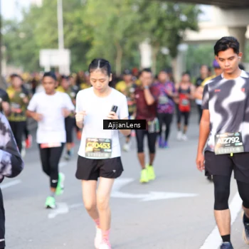 Runner Photo 6487140