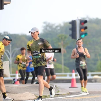 Runner Photo 6487145