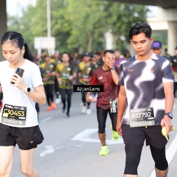 Runner Photo 6487154