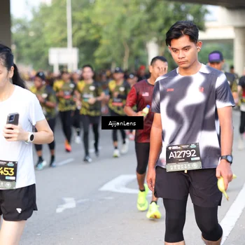 Runner Photo 6487160