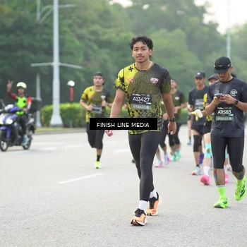 Runner Photo 6487202