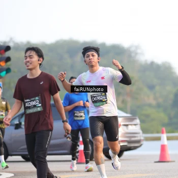 Runner Photo 6487214