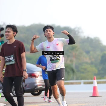 Runner Photo 6487217