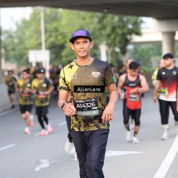 Runner Photo 6487229