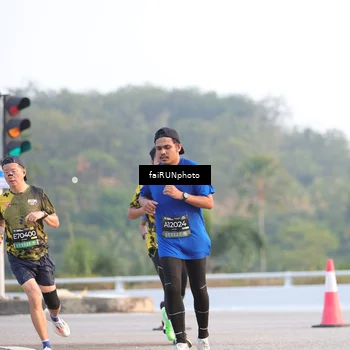 Runner Photo 6487233