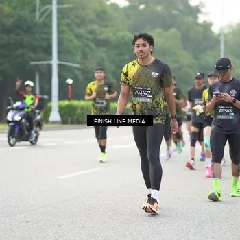 Runner Photo 6487245