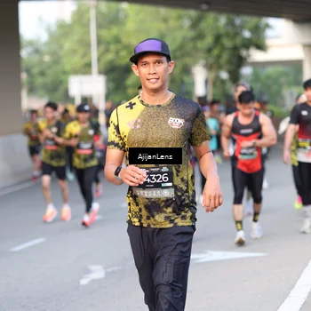 Runner Photo 6487259