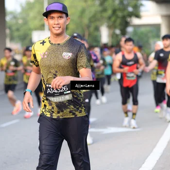 Runner Photo 6487263