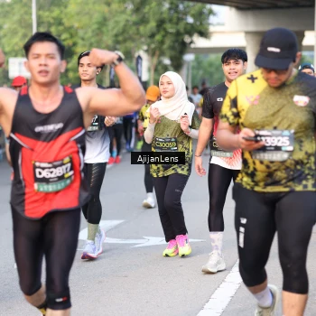 Runner Photo 6487273