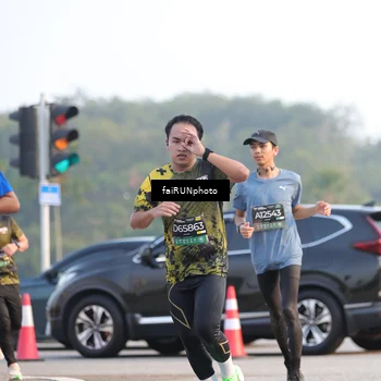 Runner Photo 6487275