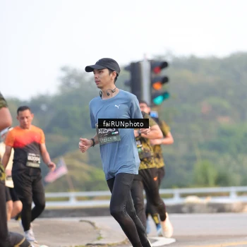 Runner Photo 6487287