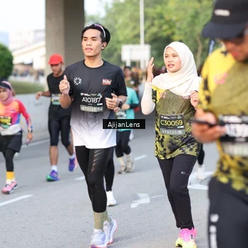 Runner Photo 6487289