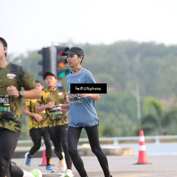 Runner Photo 6487297
