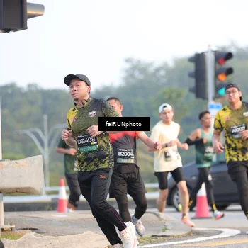 Runner Photo 6487298