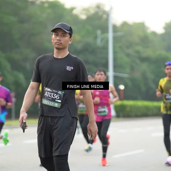 Runner Photo 6487335