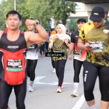 Runner Photo 6487336