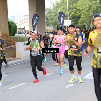 Runner Photo 6487337
