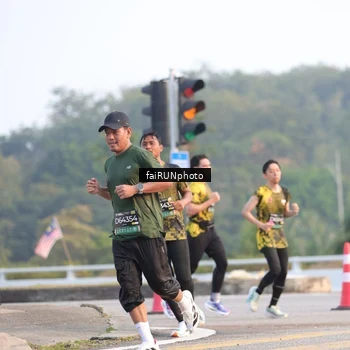 Runner Photo 6487341