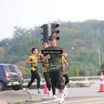 Runner Photo 6487344