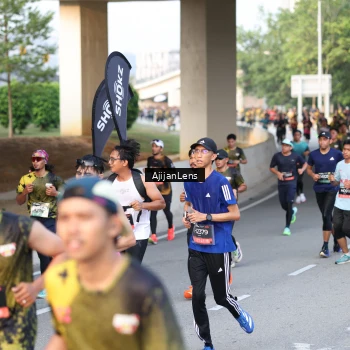 Runner Photo 6487355