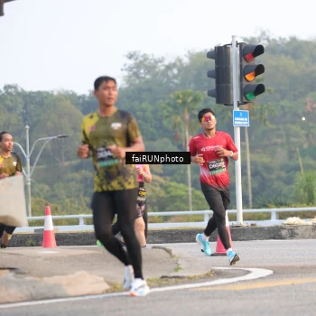 Runner Photo 6487364