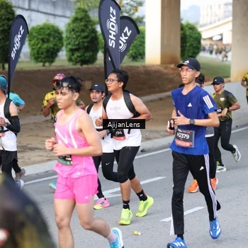 Runner Photo 6487368