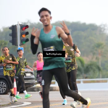Runner Photo 6487379