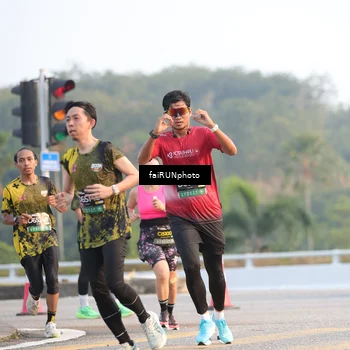 Runner Photo 6487397