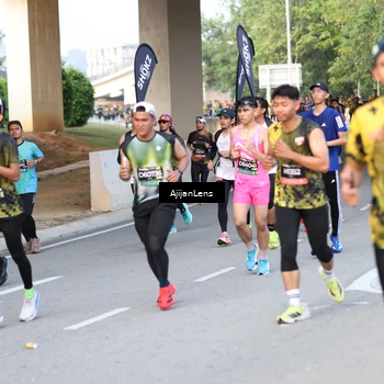 Runner Photo 6487409