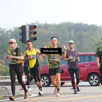 Runner Photo 6487435