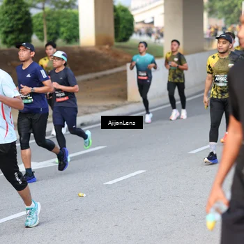 Runner Photo 6487458