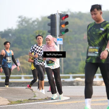 Runner Photo 6487501
