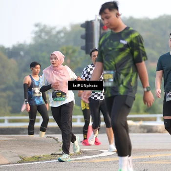 Runner Photo 6487502