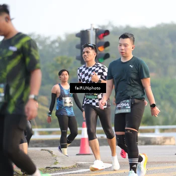 Runner Photo 6487508