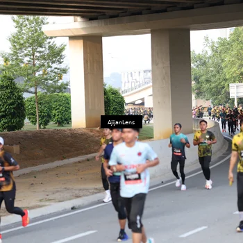 Runner Photo 6487531